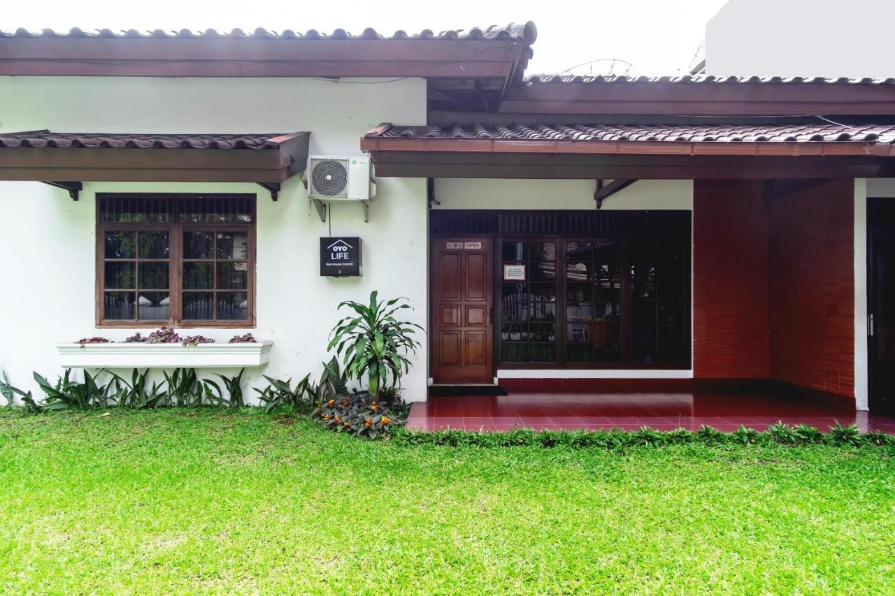 Hotel Oyo Living 2843 Raz House Syariah Medan Zewnętrze zdjęcie