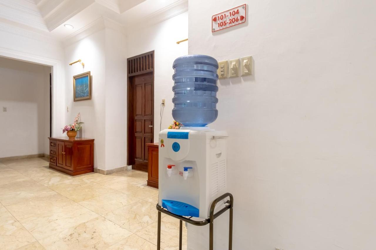 Hotel Oyo Living 2843 Raz House Syariah Medan Zewnętrze zdjęcie